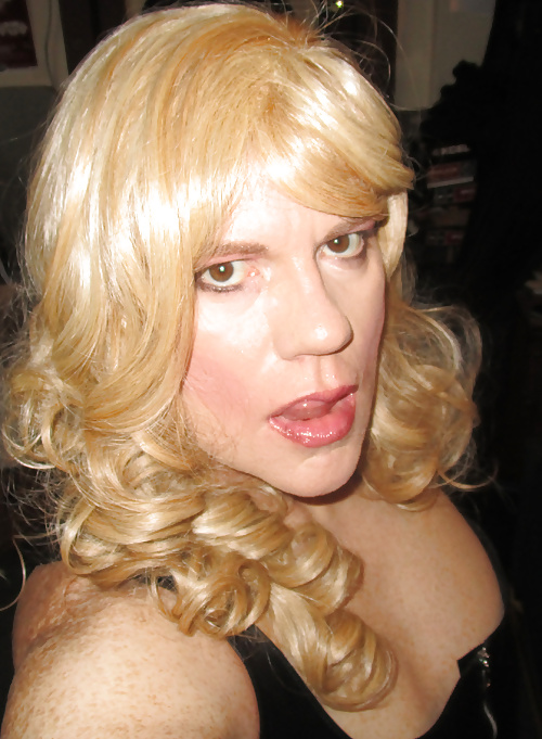 How Fiona Balances Creativity with Professionalism